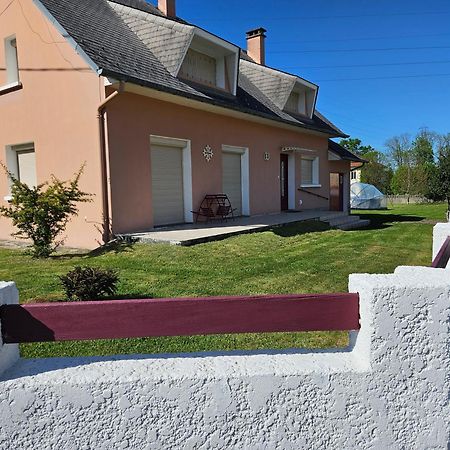 Gite La Maison Rose Ланмезан Экстерьер фото